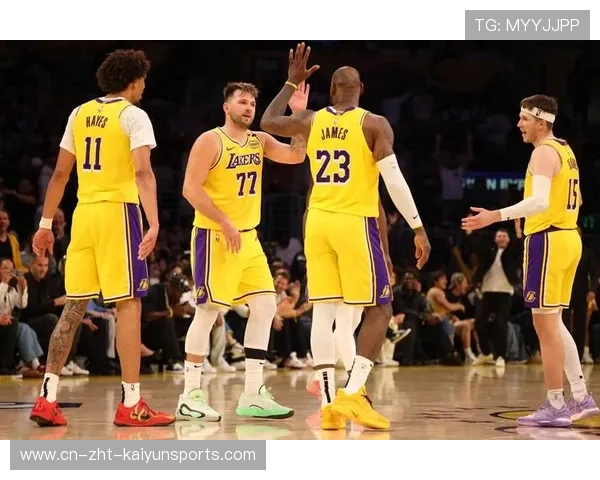 湖人消息：名宿建议交易老詹，小里复出时间曝光，战鹈鹕出场更新