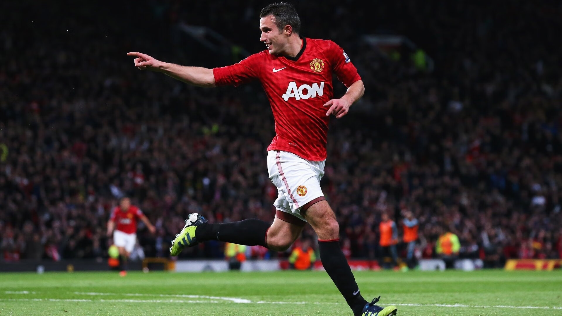 开云官网在线-利物浦全队状态回升克洛普重塑争冠希望，克洛普执教利物浦成绩