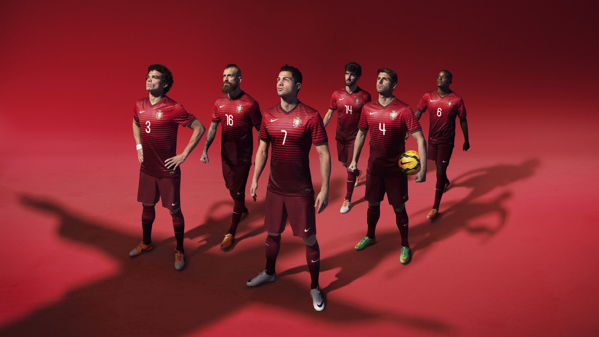 中国女篮的荣耀属于每一个拼搏的身影，中国女篮得奖